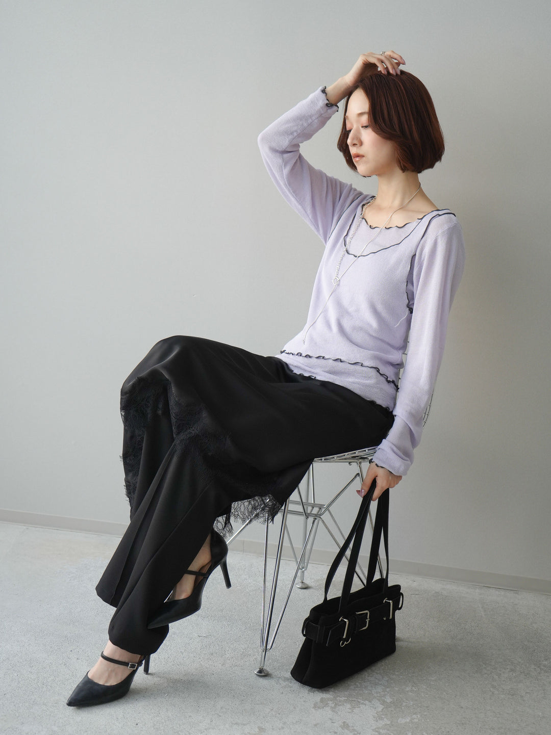 [SET]バイカラーメローアンサンブルシアーニットトップス+センターシームフレアパンツ(2set)