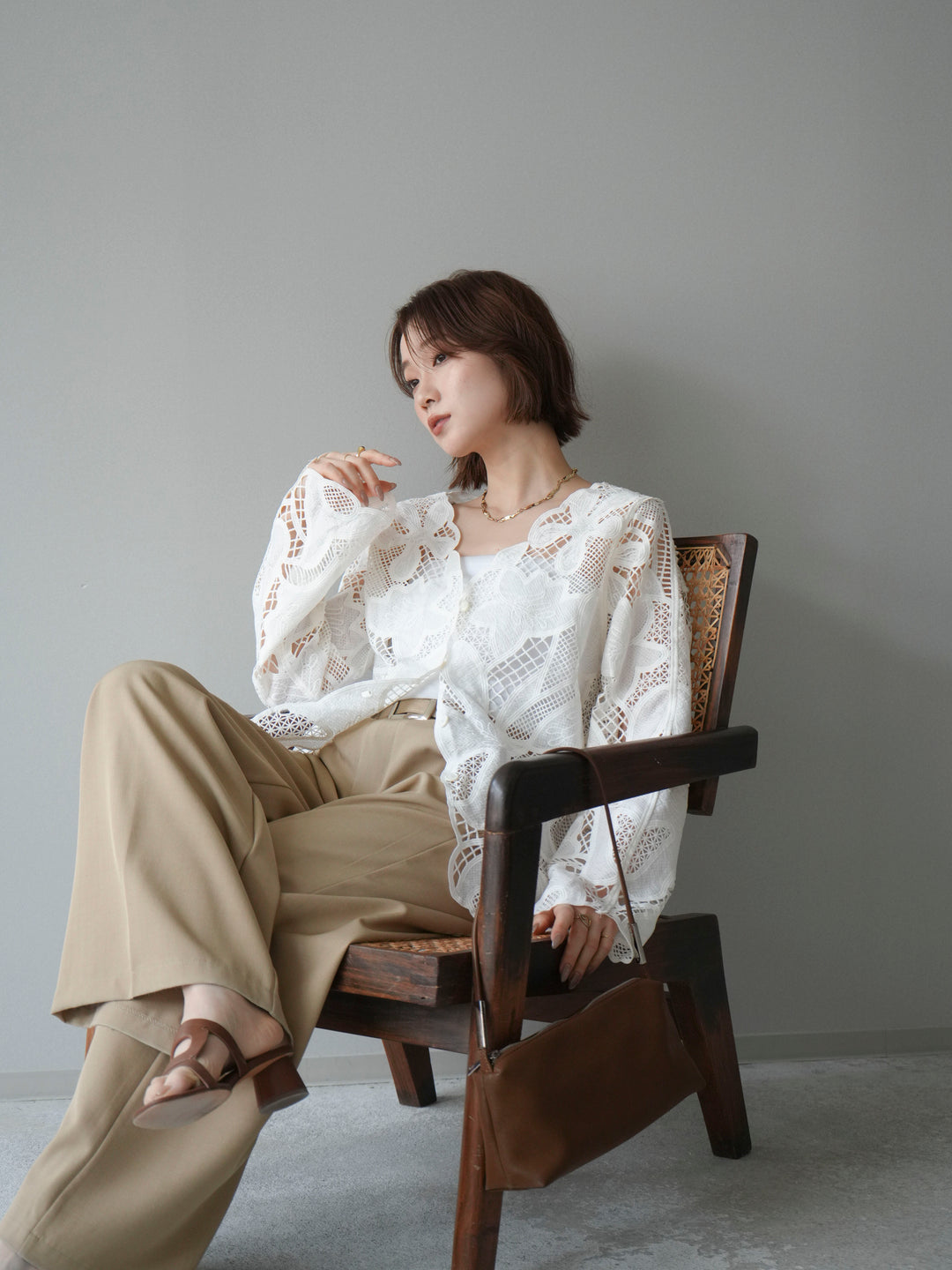 [予約]立体レーススカラップブラウス/white