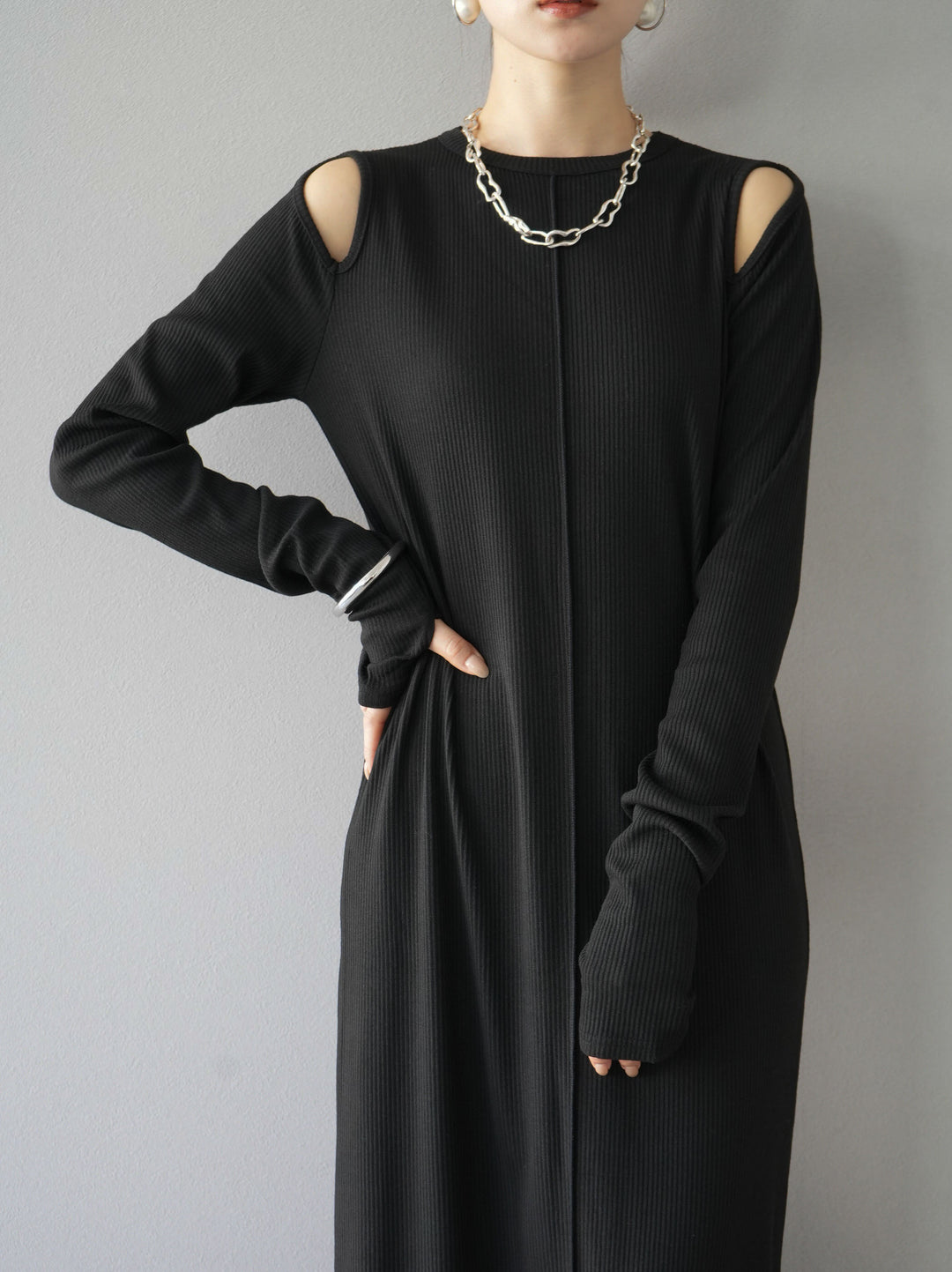 [SET] 鏤空羅紋長袖洋裝+可選配件套裝（2套）