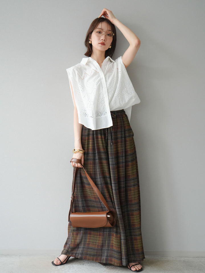 [予約]エンブロイダリーレースタックショルダーブラウス/ホワイト