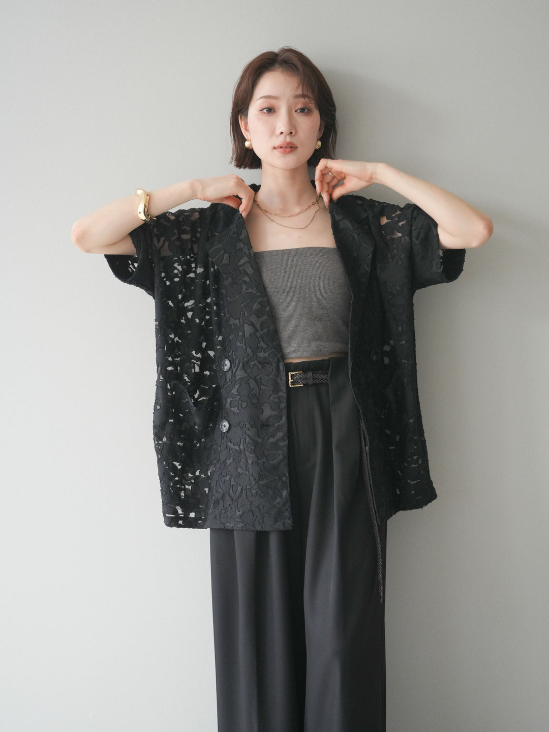 【套裝】花朵蕾絲短袖外套+垂褶收腰帶環長褲（兩件套）