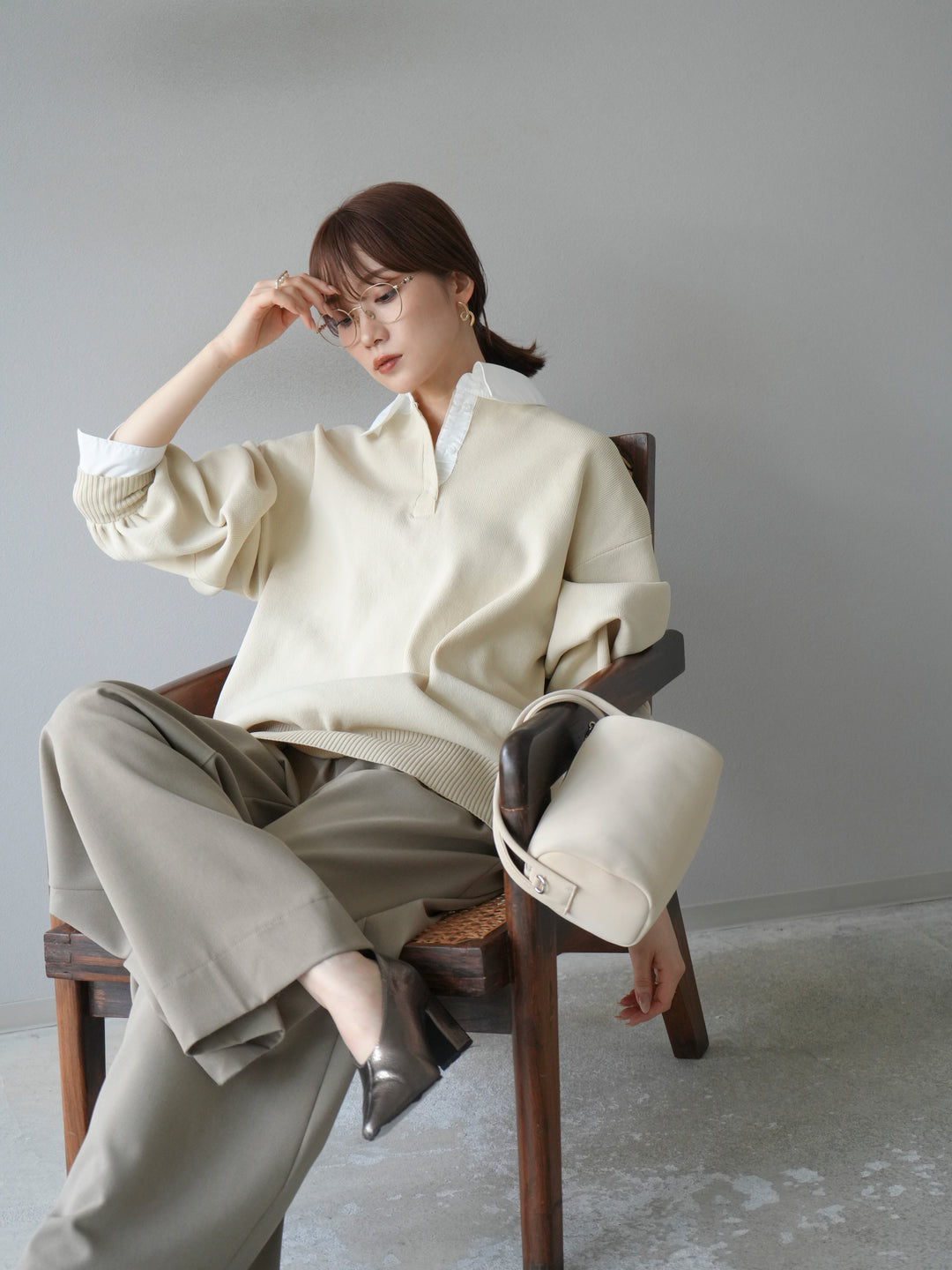 [預購] 領口Polo針織套衫/象牙白