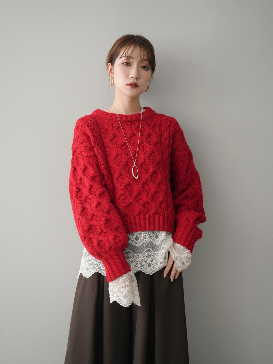 [予約]バルキーケーブルクロップドニットプルオーバー/red