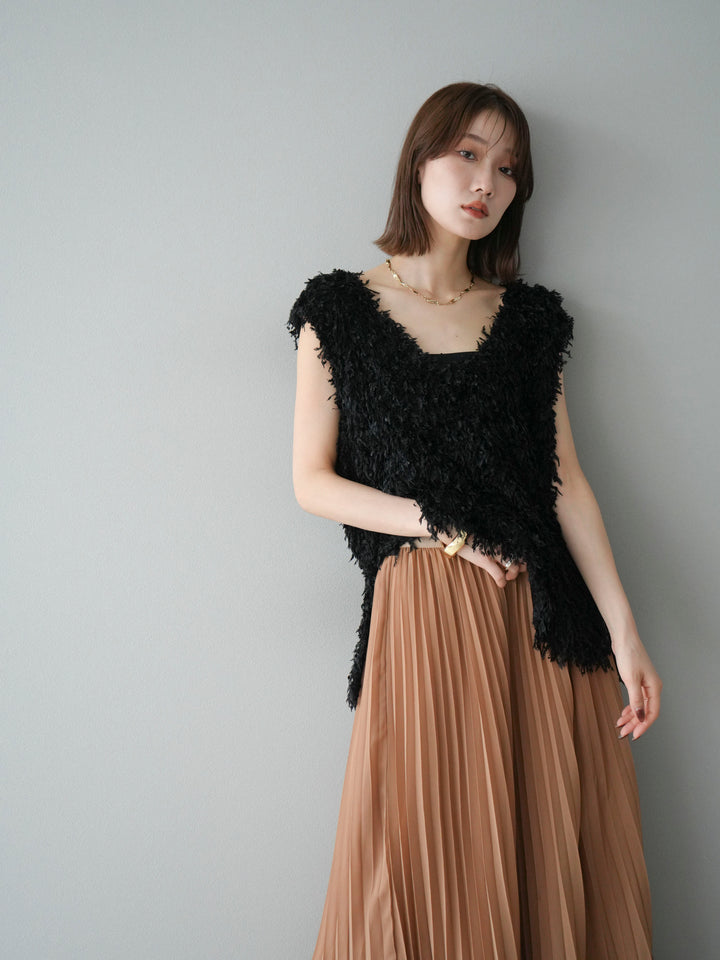 [予約]フェザーVネックベスト/ブラック