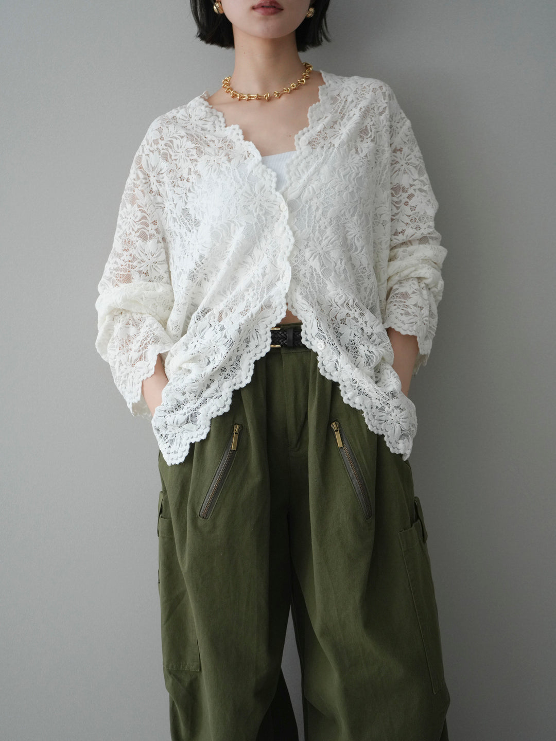 [予約]Vネックレースブラウス/white