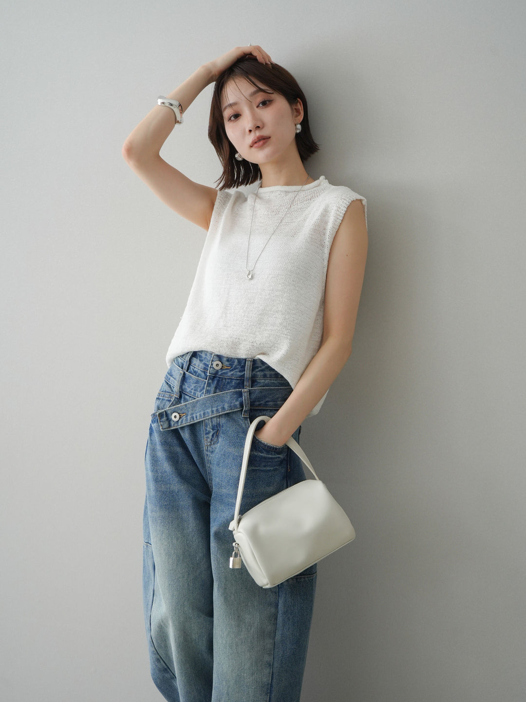 [予約]ノースリーブリネンタッチシアーニットプルオーバー/white