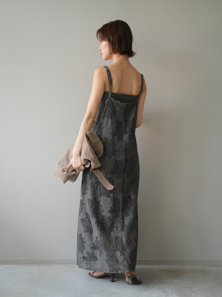 【預購】花朵蕾絲吊帶洋裝 / 灰色