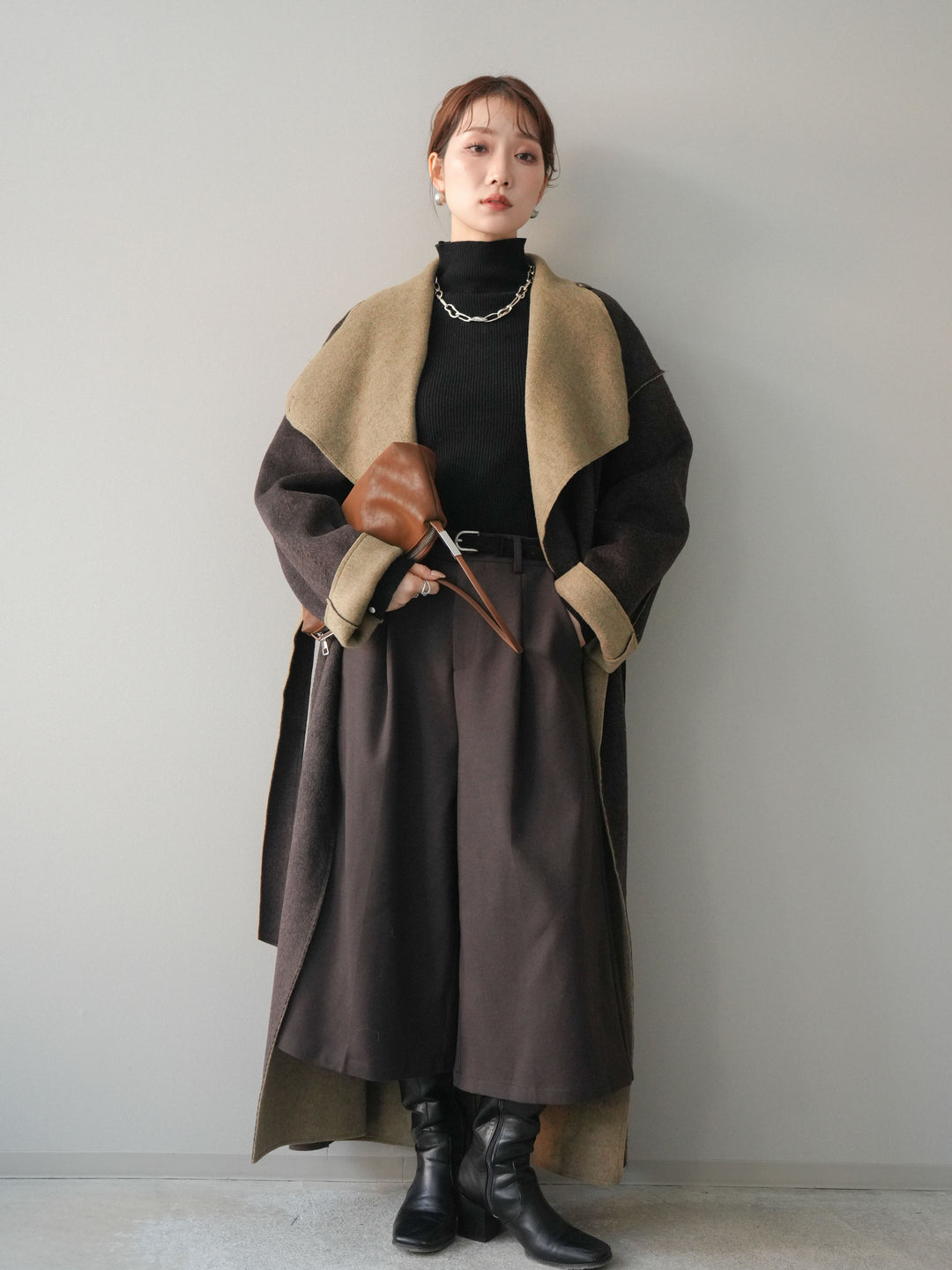 [予約]ベルト付ウールタッチミディアムパンツ/brown