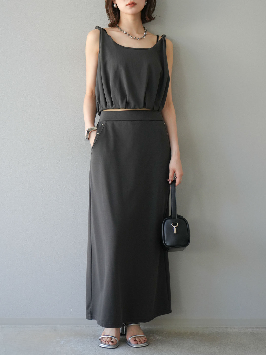 [SET]ミニ裏毛ツイストキャミバルーントップス＆Iラインスカート(2set)