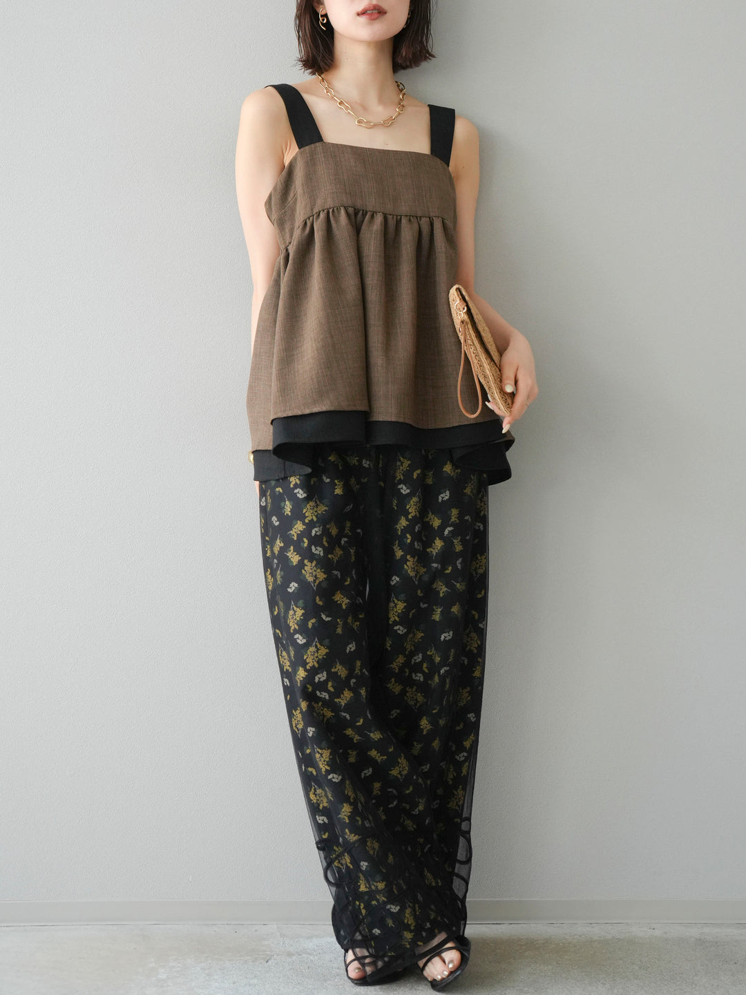 [SET]リネンライク配色フレアタンクトップ+コード刺繍チュールレイヤードパンツ+ブーケプリントタックパンツ(3set)