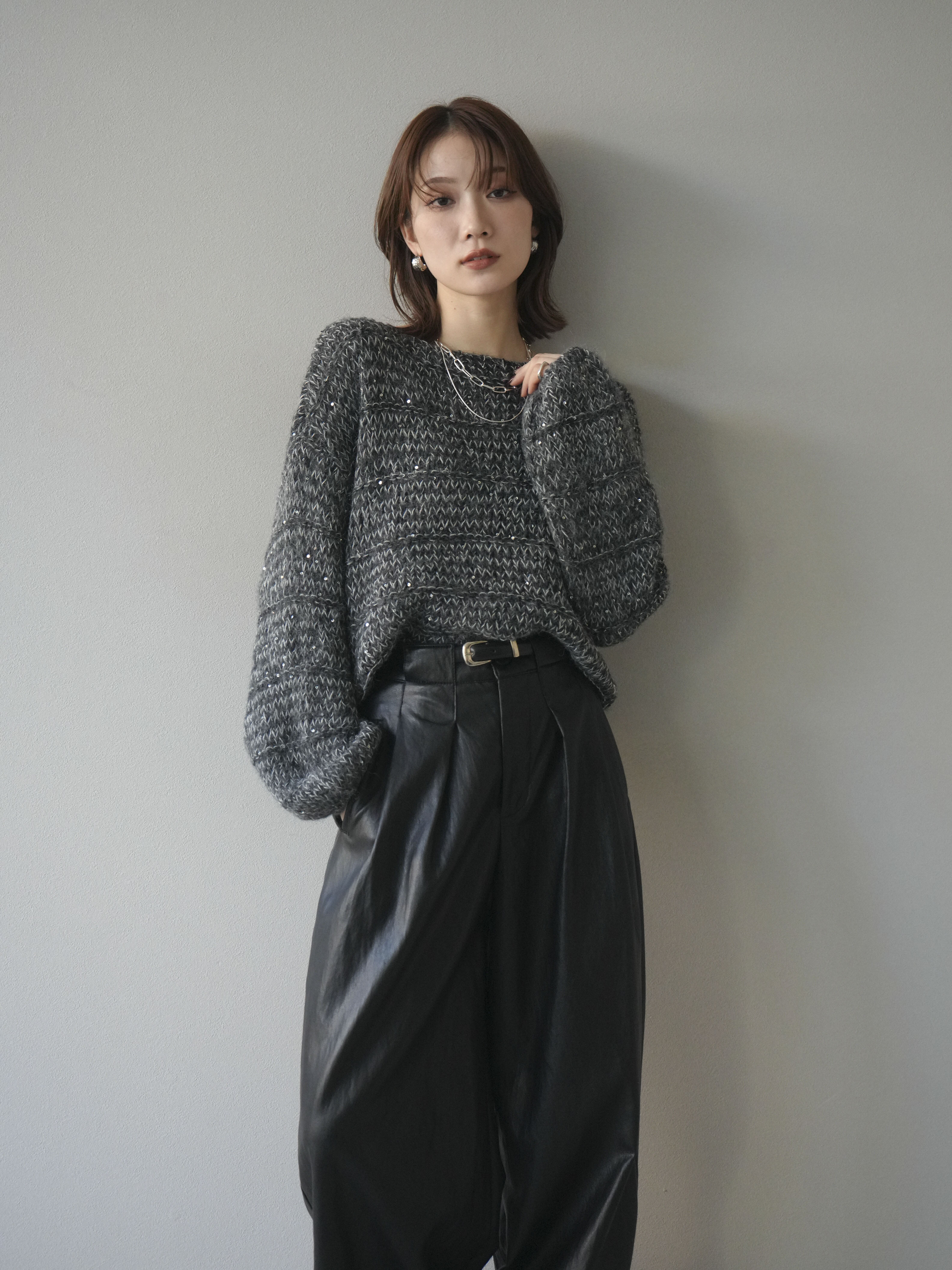 予約]ミックスヤーンスパンコールニットプルオーバー/charcoal – Lumier