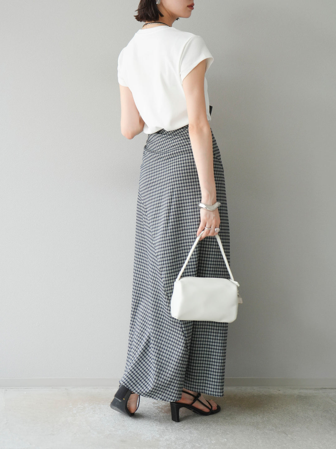 [SET]刺繍ロゴTシャツ＆レザーポーチネックレスSET +サイド巻きツイルスカート(2set)