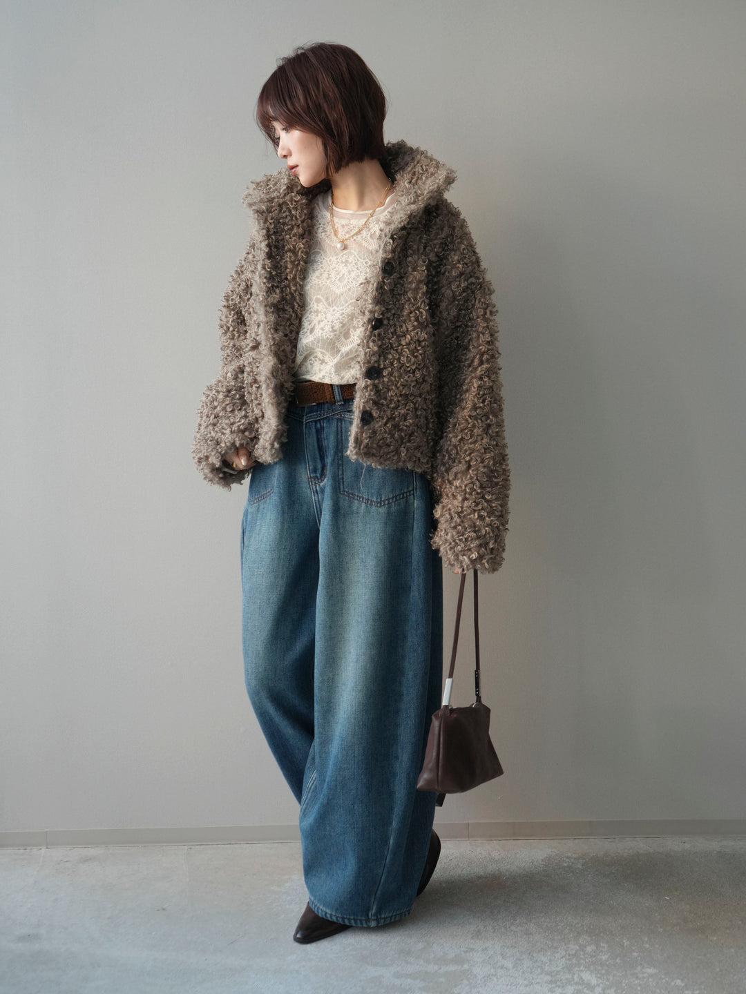 [SET]プードルファーミドルスタンドブルゾン+チュールレーストップス+ベルト付裏起毛カーブデニムパンツ(3set)