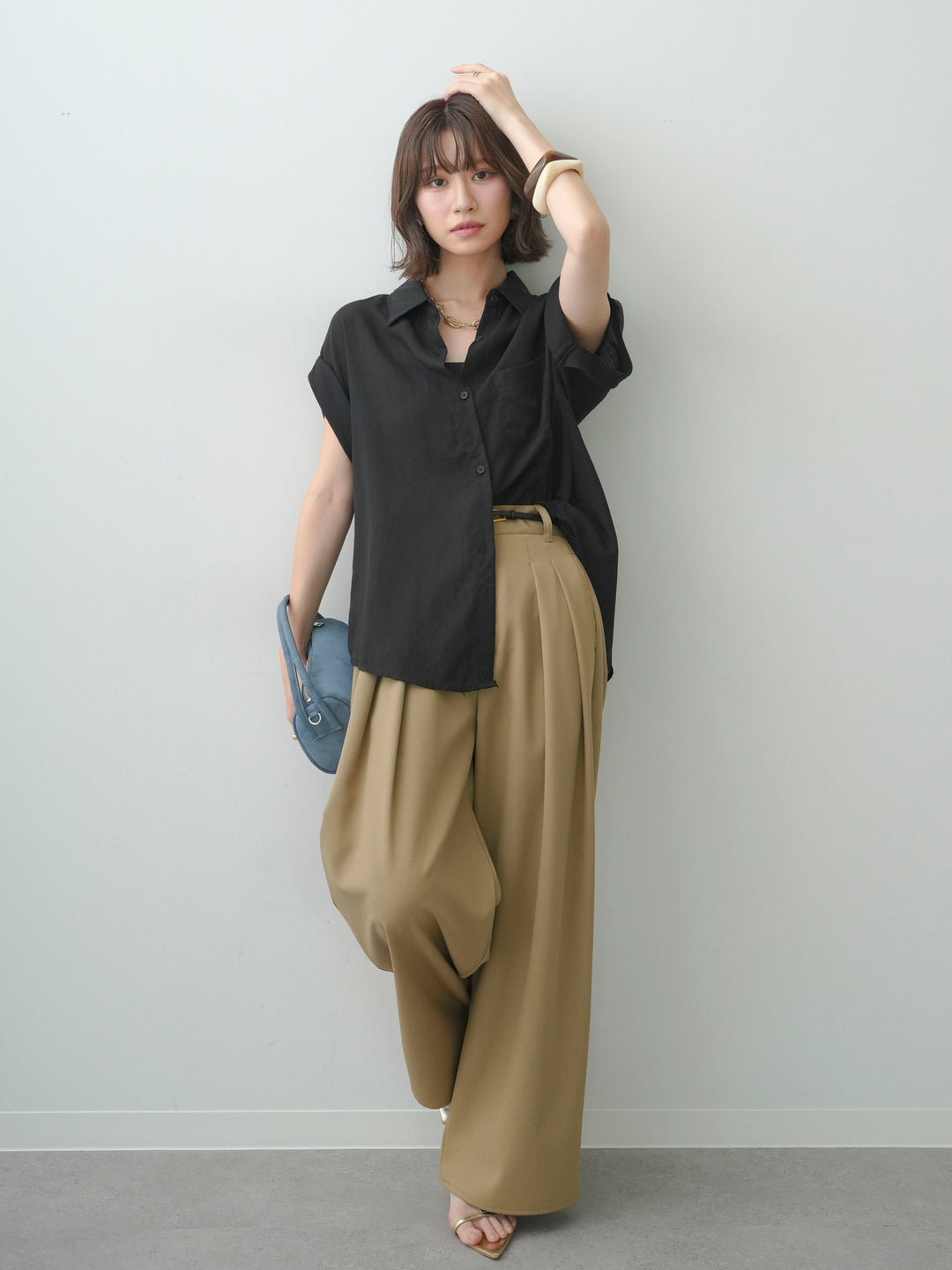 [SET]バックレースフレンチシャツ+クレープデシンタックワイドパンツ(2set)