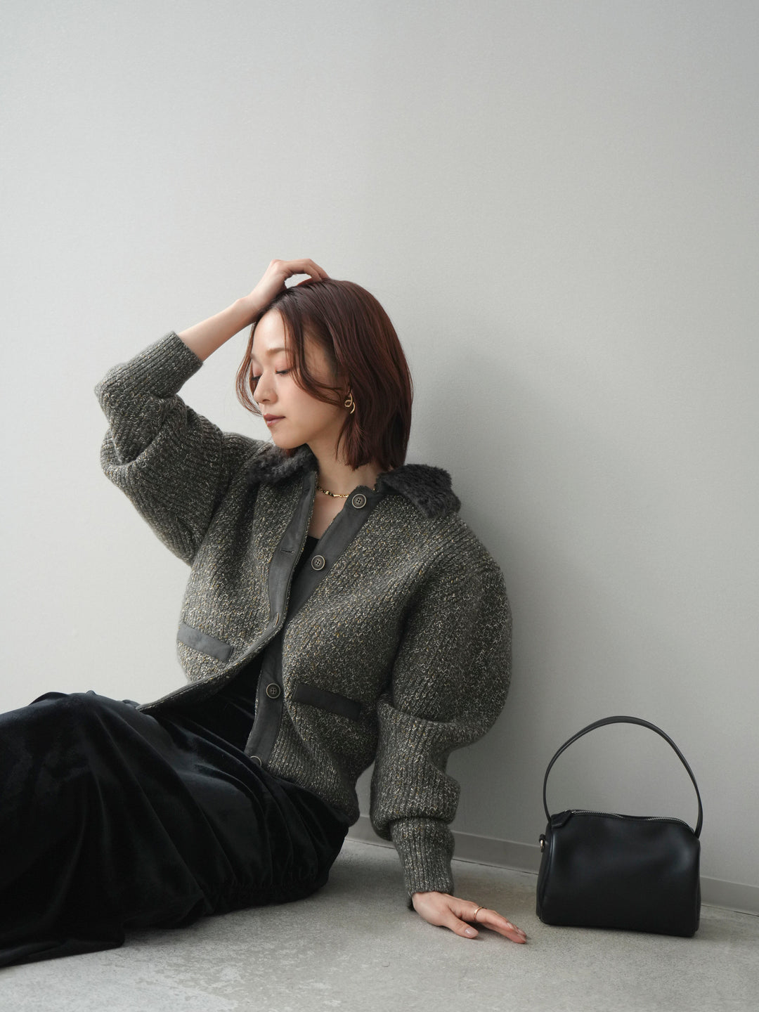 [SET]襟ボアミックスヤーンニットカーディガン+ギャザーベロアスカート(2set)