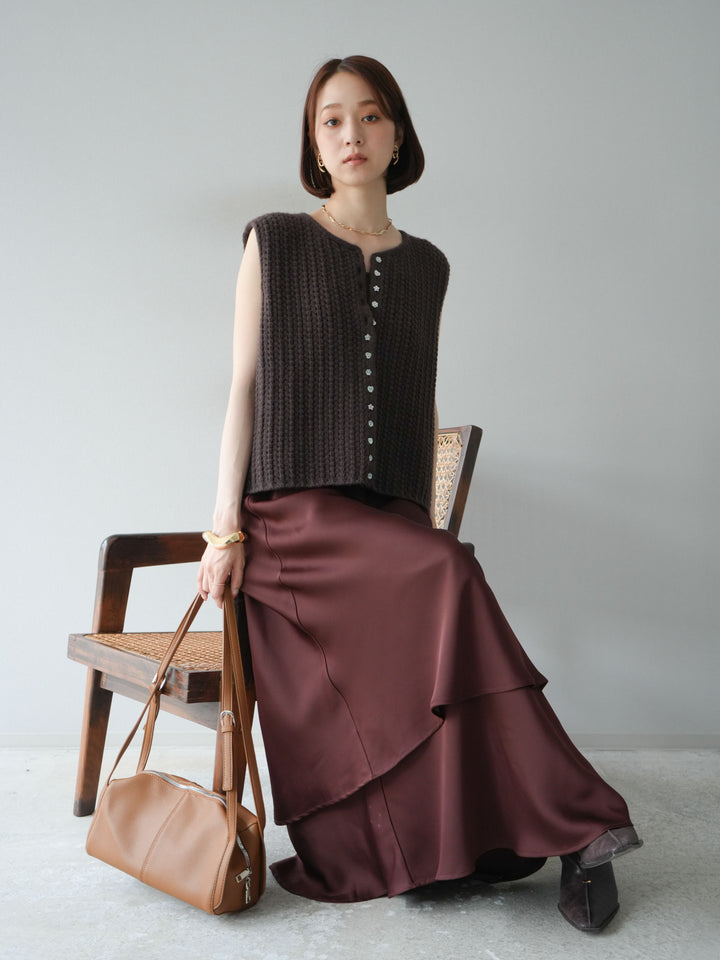 [予約]ランダムボタンニットベスト/ブラウン