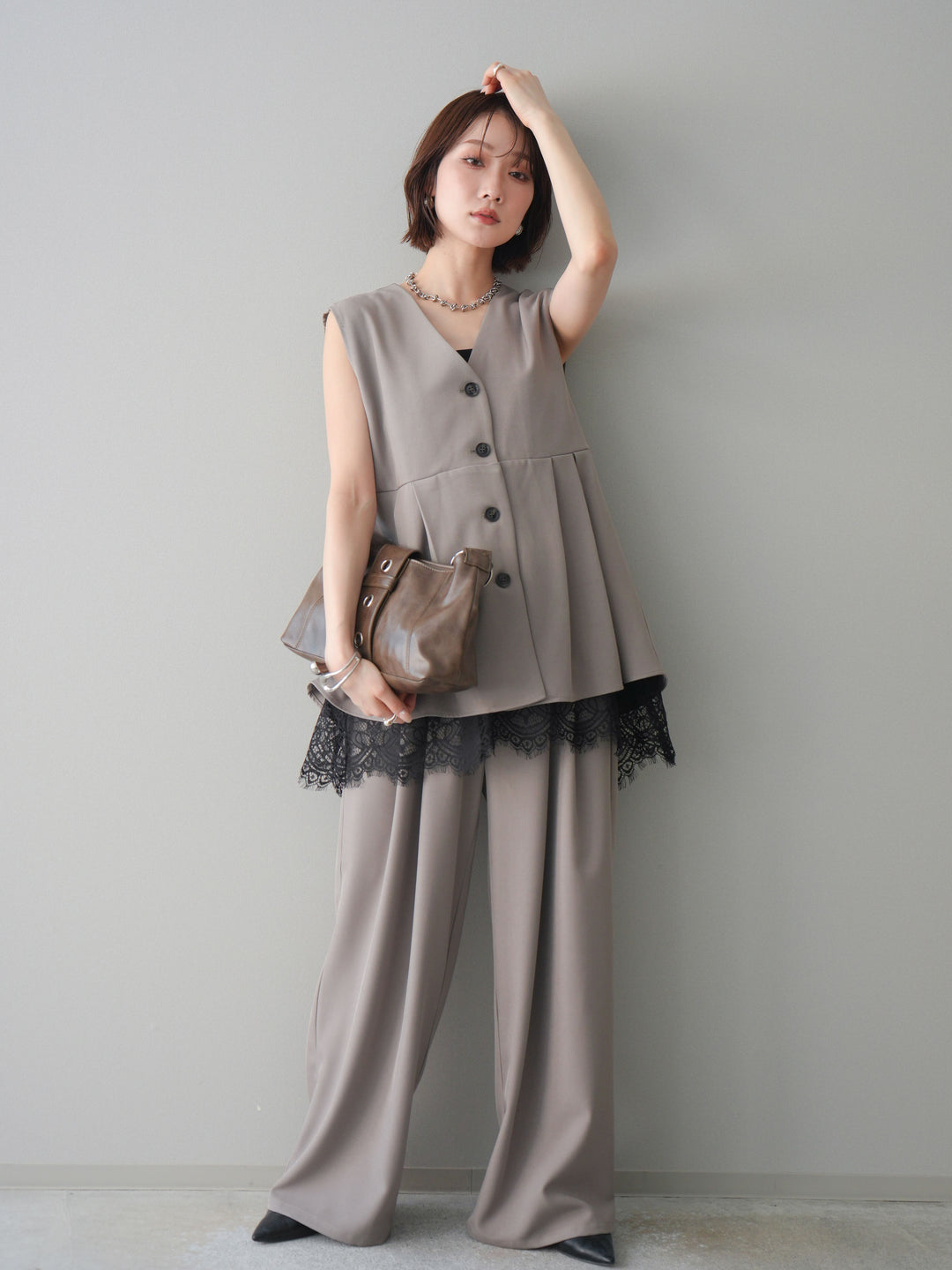 [予約]ウエストバイカラータックワイドパンツ/greige