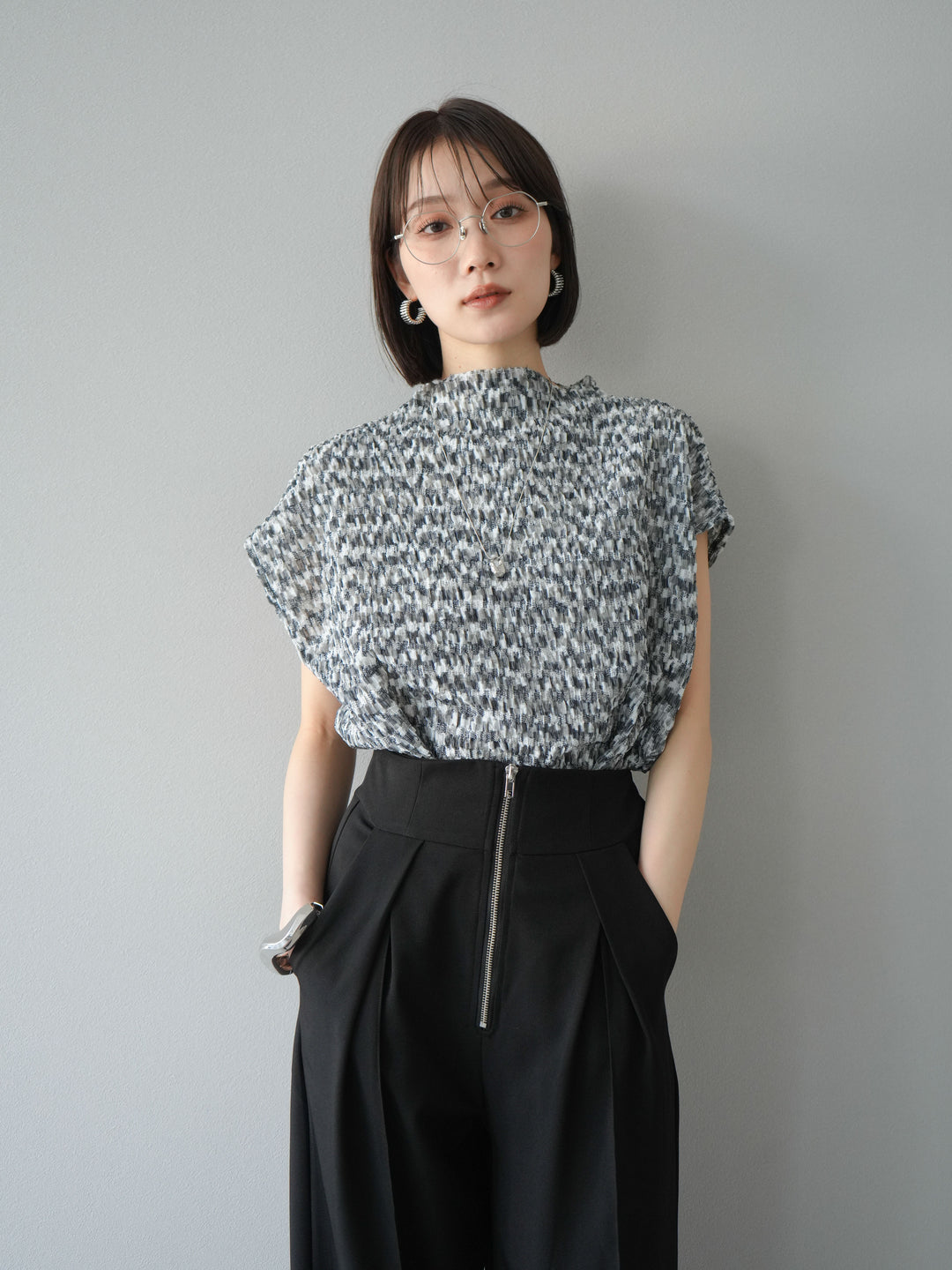 [予約]マルチカラーランダムプリーツフレンチトップス/ブラック