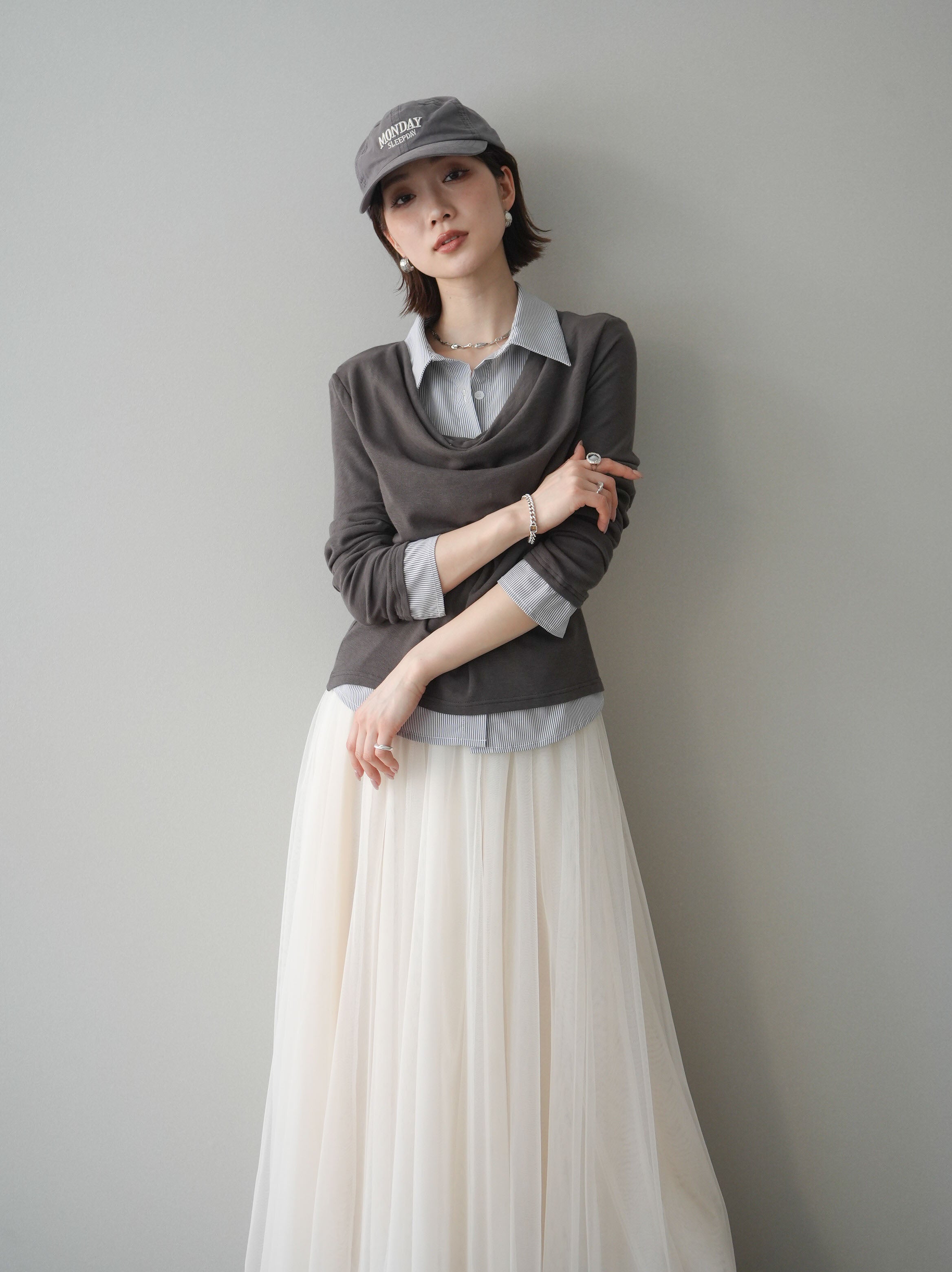 予約]ストライプドッキングシャツドレープカットソー/charcoal – Lumier