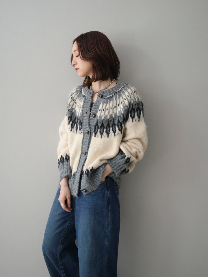 [SET]トグルボタン求心柄ニットカーディガン+裏起毛裾フリンジワイドデニムパンツ(2set)