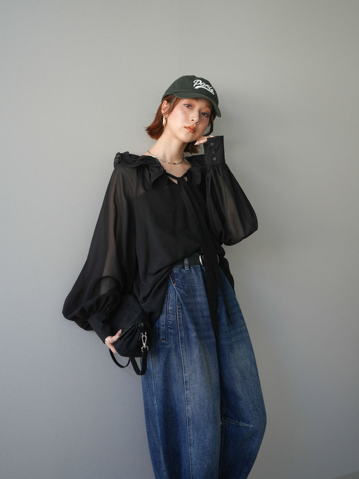 [予約]ラッフルネックシアーブラウス/black