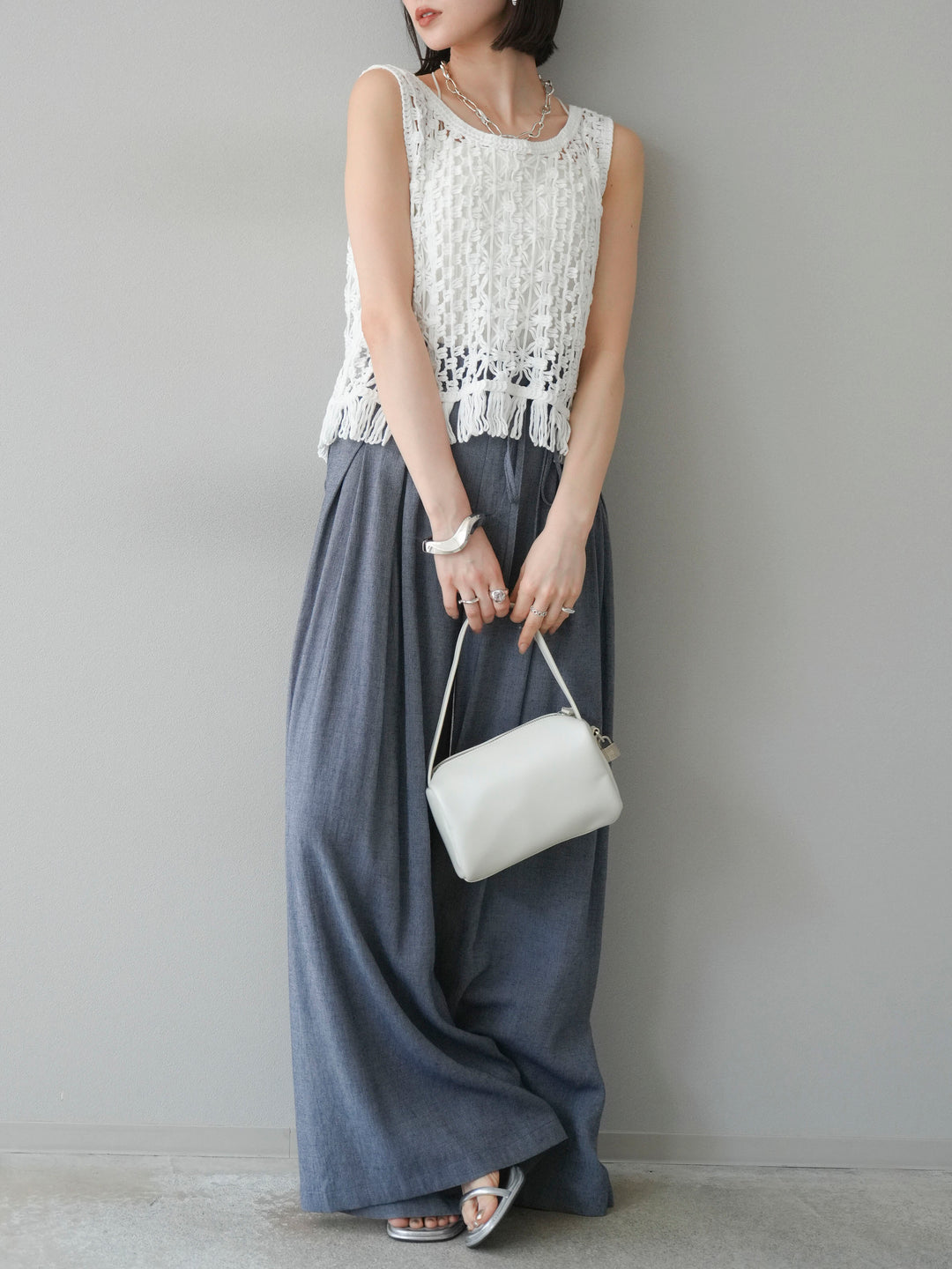 【預購】仿亞麻雙褶設計寬褲/藏青色