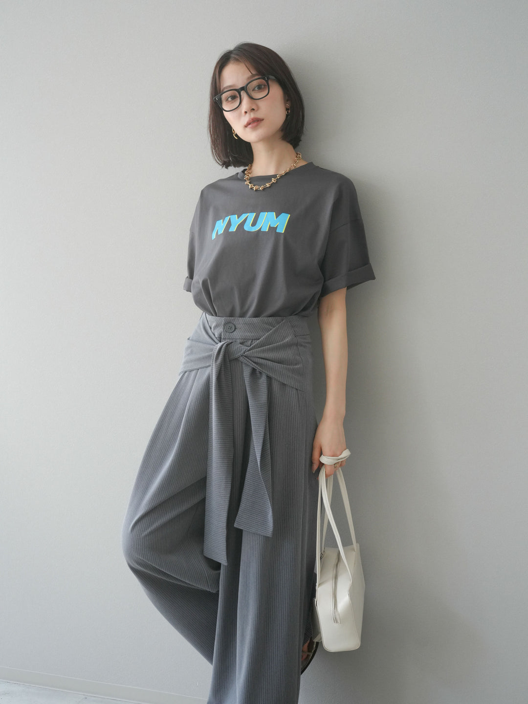 [預訂]“NYUM”標誌印花乾爽觸感棉質T卹/炭灰色