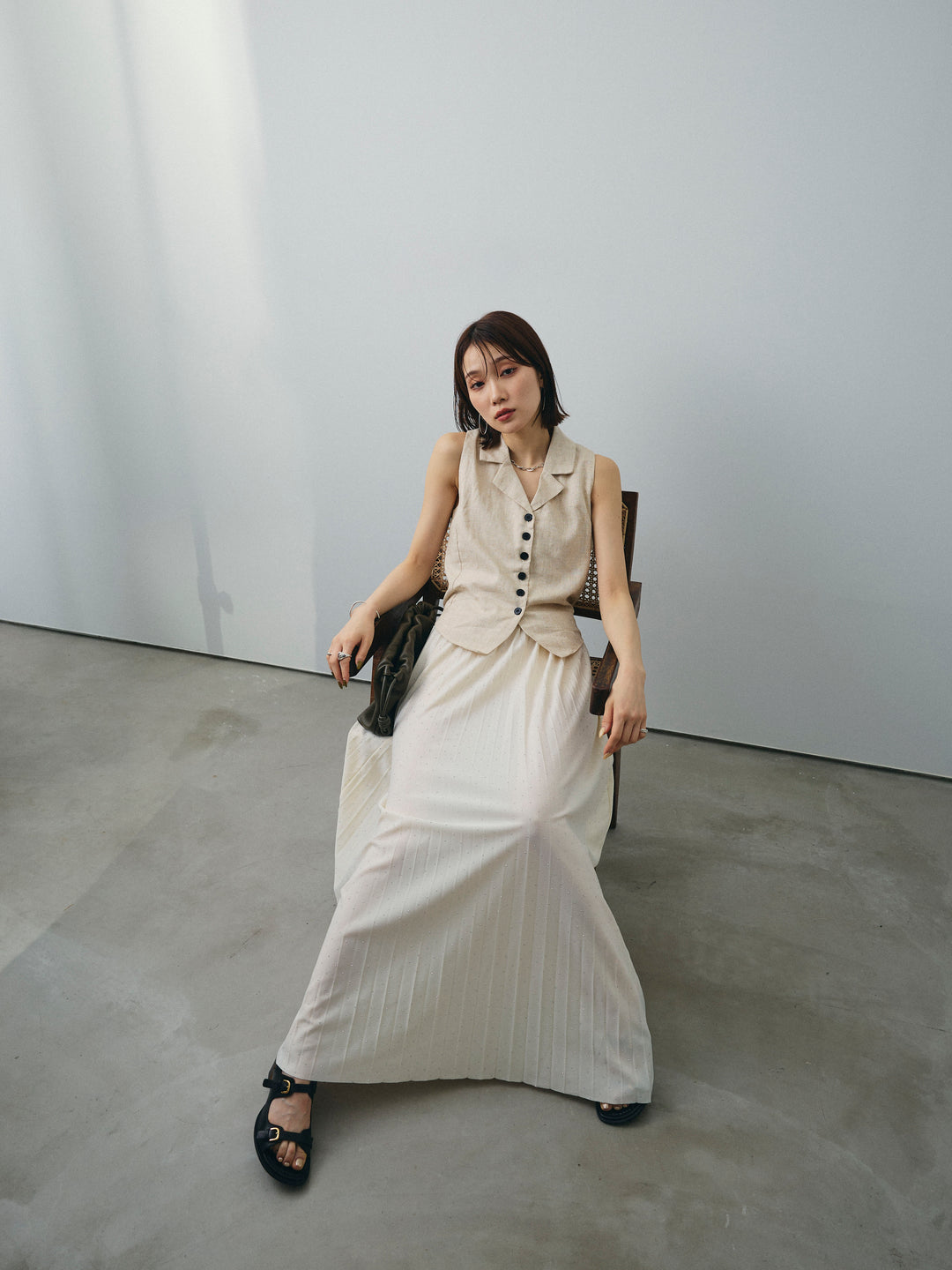 [SET]リネンライクテーラードジレ+ラインストーンプリーツスカート(2set)