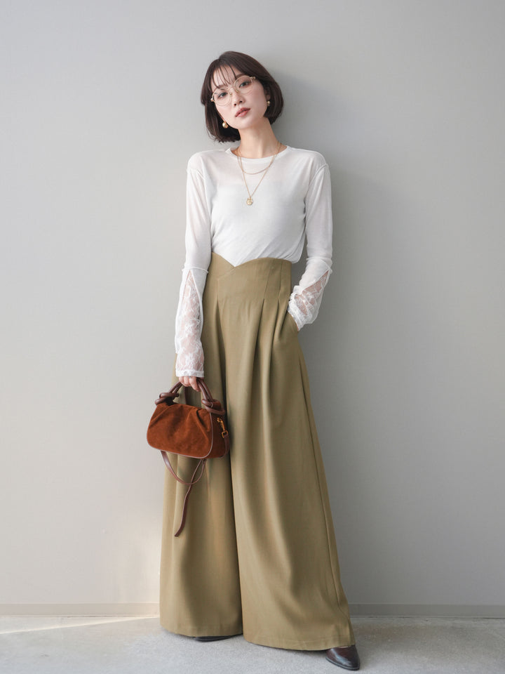 [予約]袖レースレイヤードデザインメロートップス/white