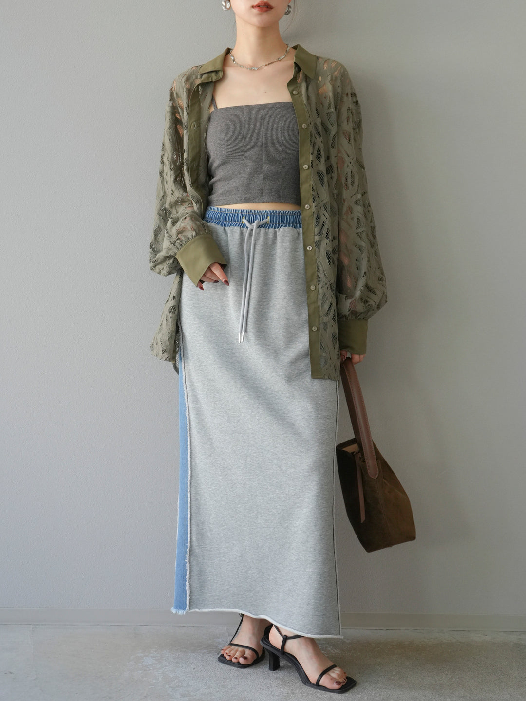 [SET]コードレースオーバーシャツ+デニムドッキングスウェットスカート(2set)