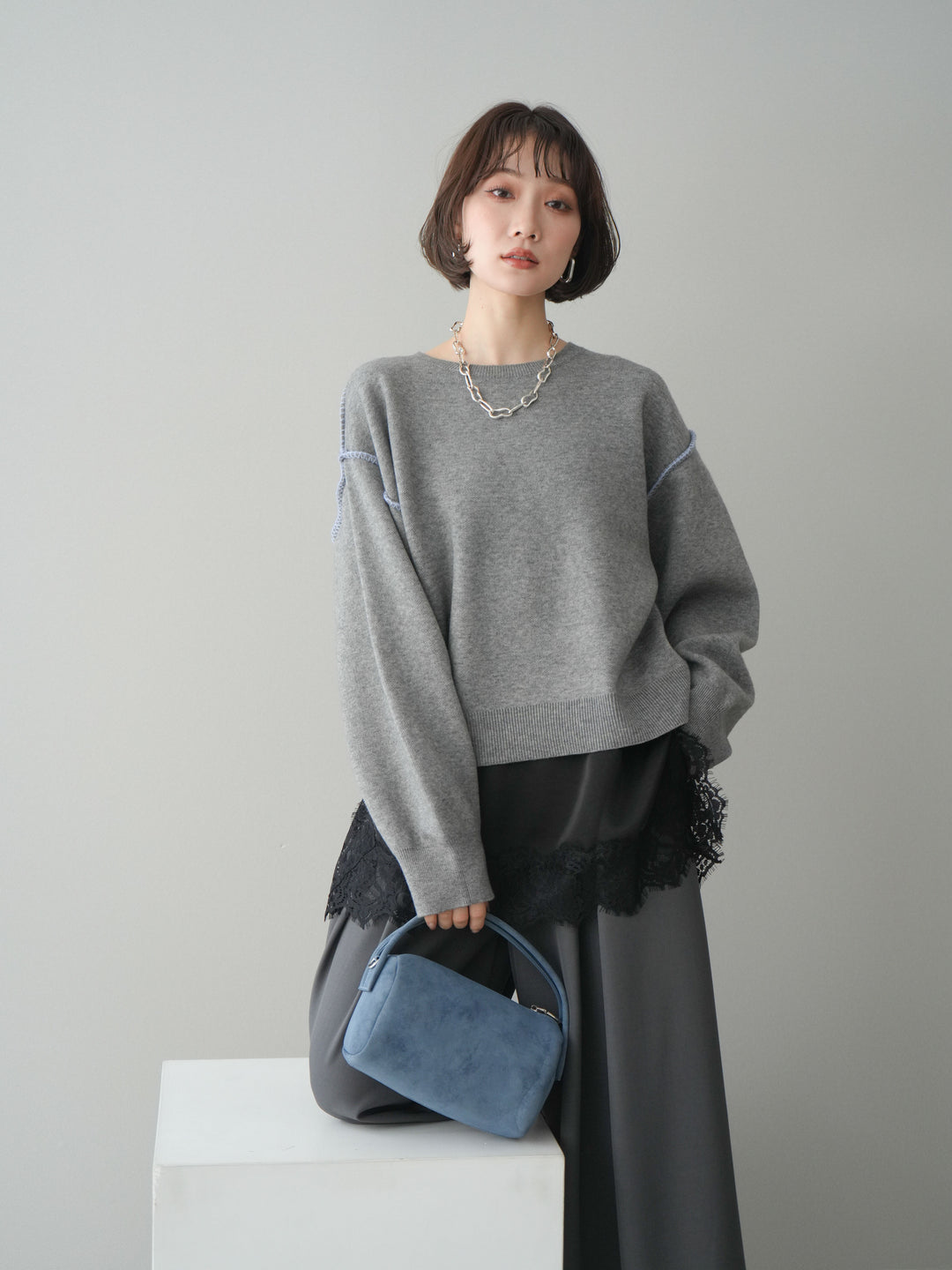 [予約]バックロゴ刺繍配色ステッチニットプルオーバー/gray