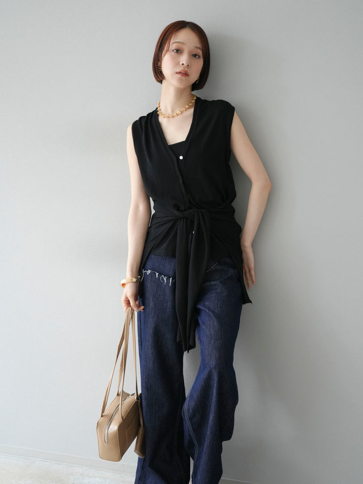 【預購】無袖圍腰針織開襟衫/黑色