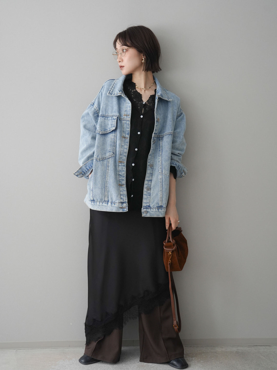 [予約]サテンライクアシメレーススカート/black