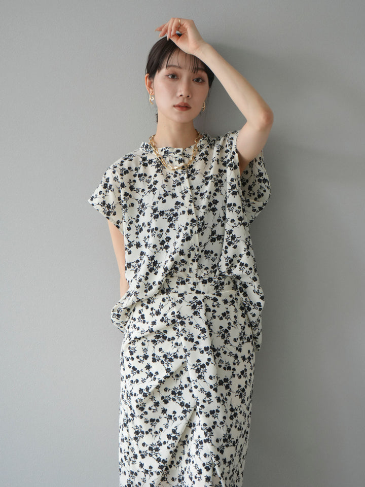 [予約]フラワープリントフレンチスリーブブラウス/アイボリー