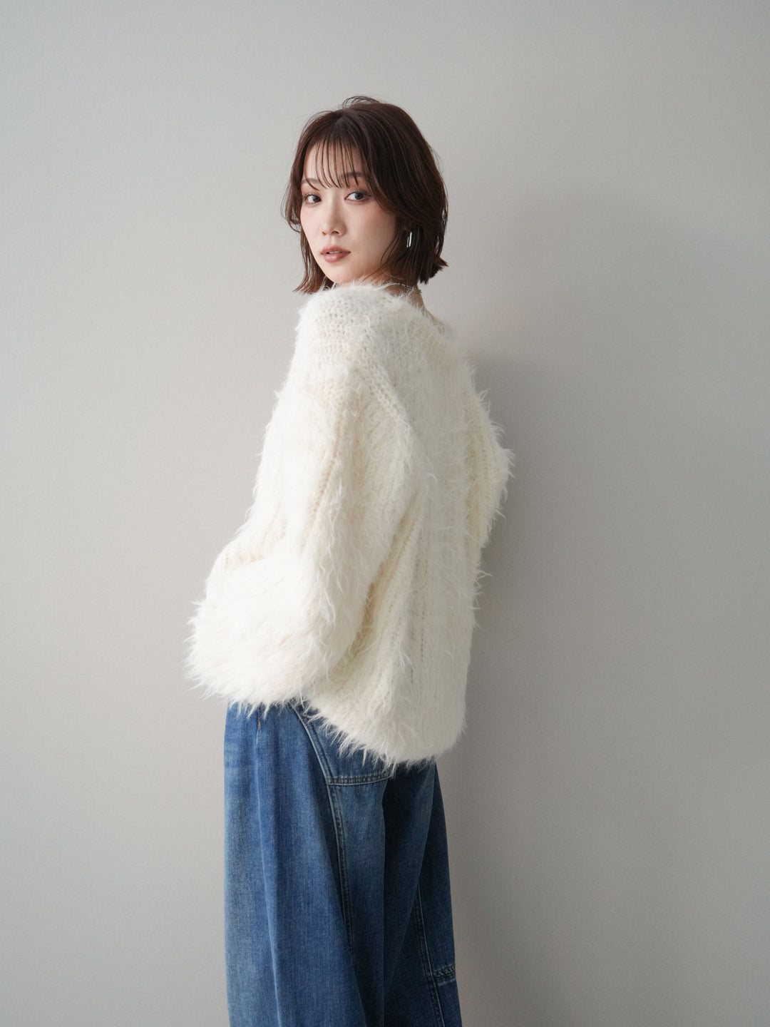 [予約]シャギーオーバーニットカーディガン/white