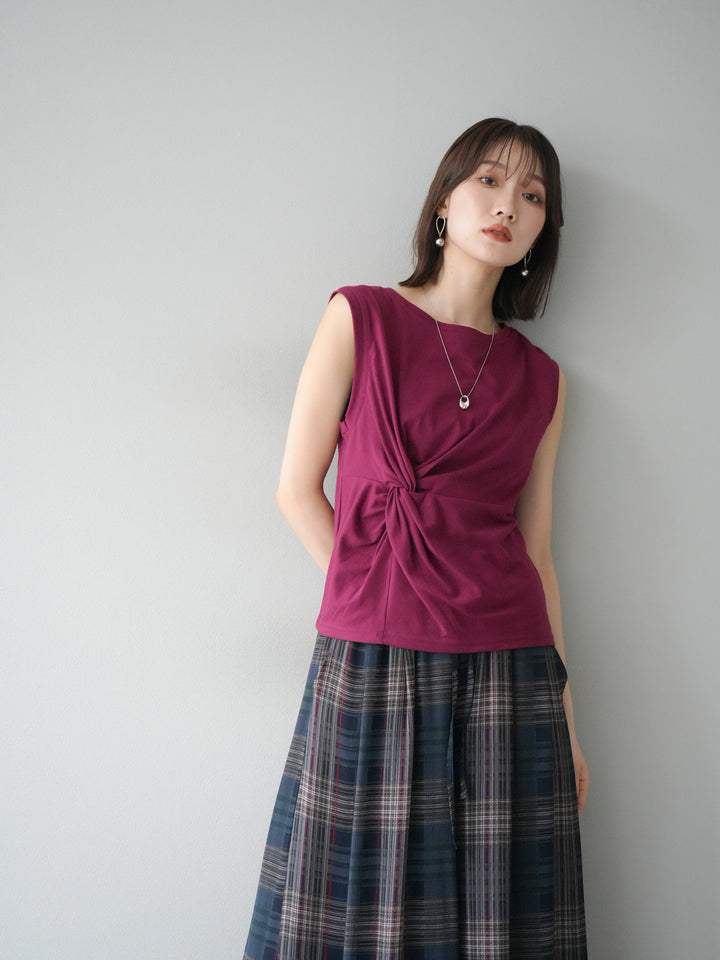 [予約]フロントツイストノースリーカットソー/ボルドー