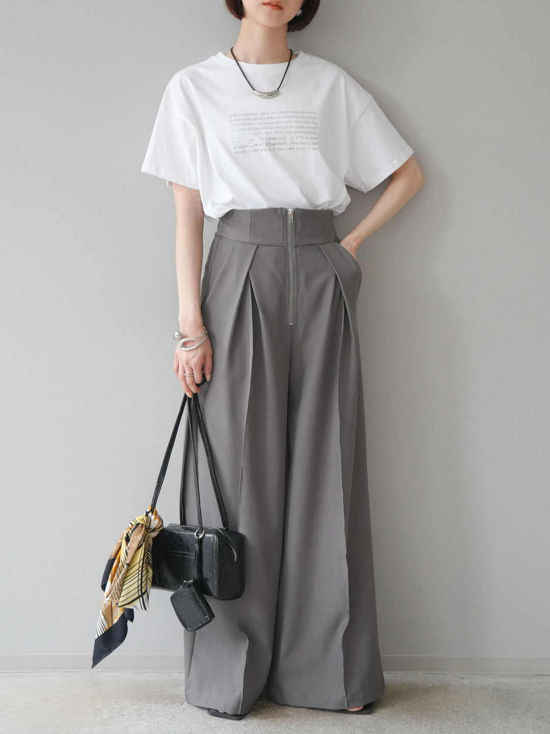 [予約]メッセージ箔プリントTシャツ/オフ