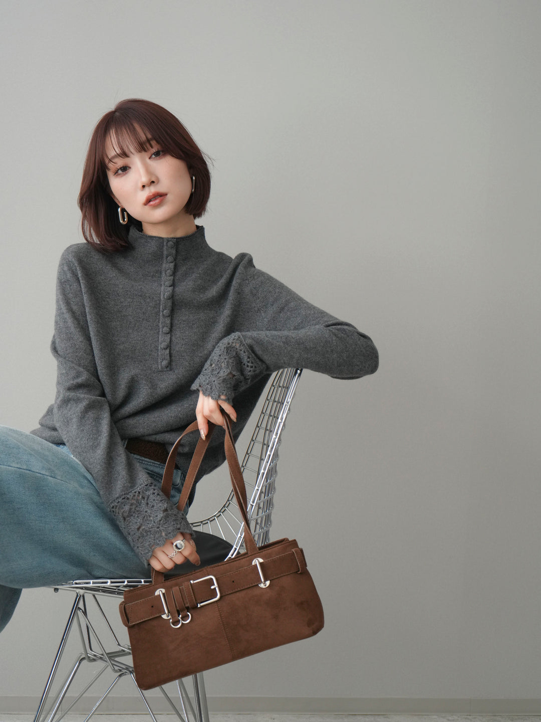 [予約]袖スカラップレースフロントボタンウールニットトップス/gray