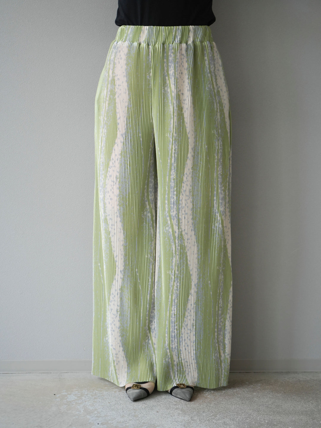 [予約]ニュアンスプリーツワイドパンツ/ライトグリーン