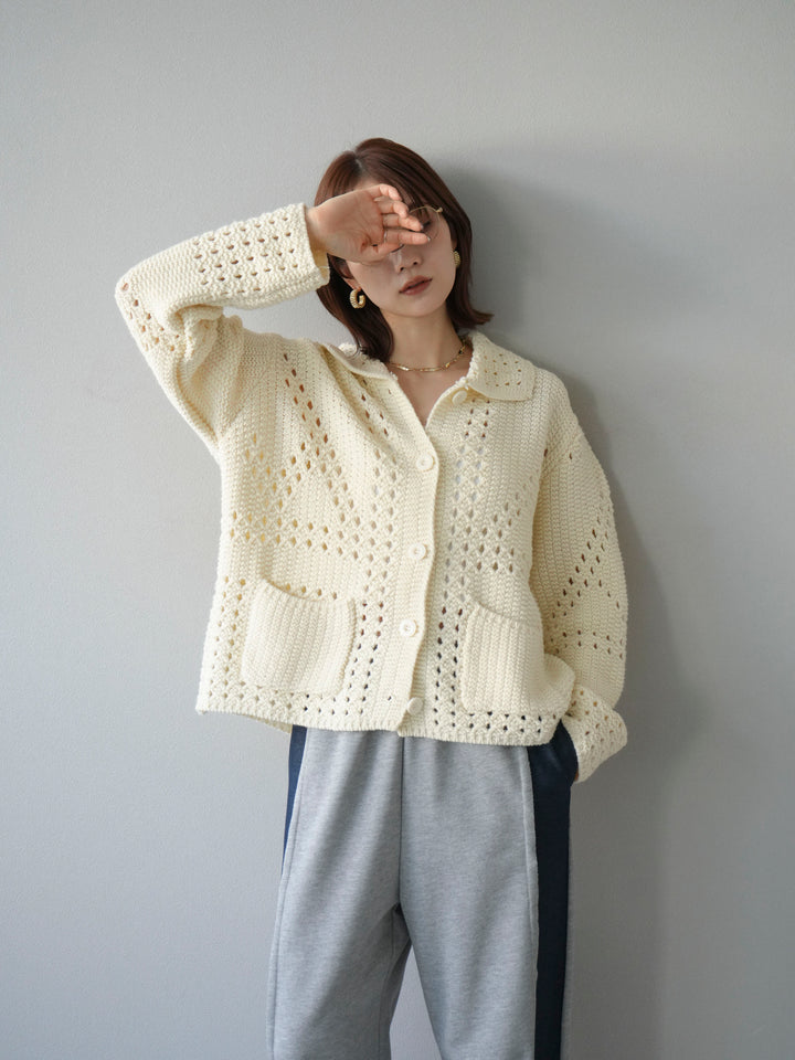 [予約]丸襟透かし編みニットカーディガン/オフ