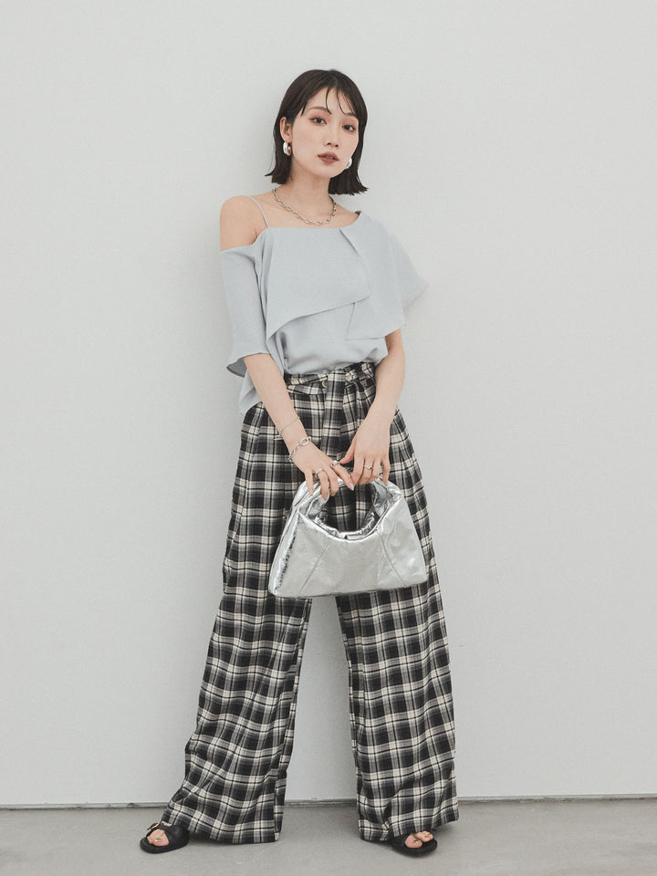 [SET]ワンショルラッフルブラウス+チェック柄ワイドパンツ(2set)