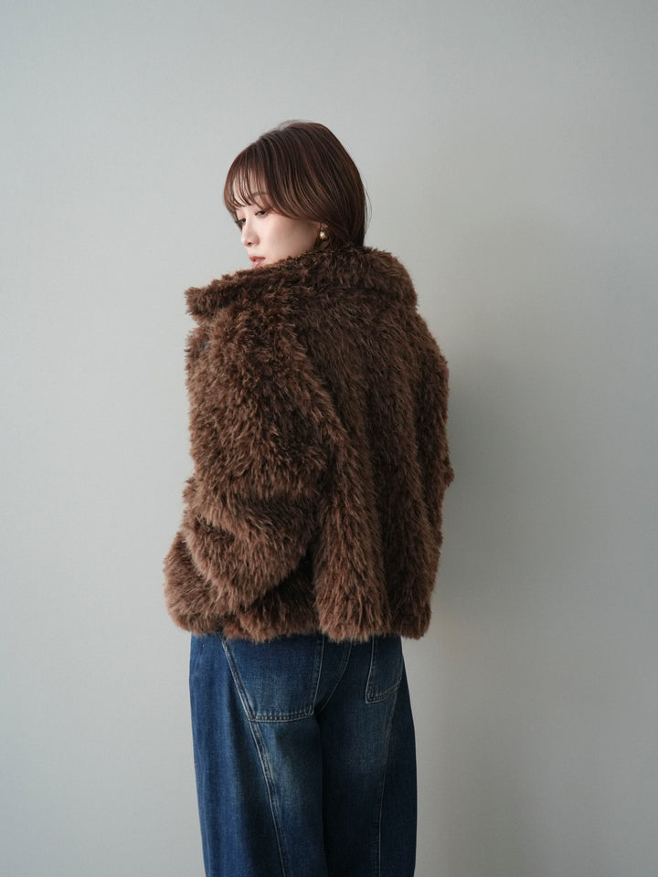 [予約]フェイクファー襟付きショートブルゾン/brown