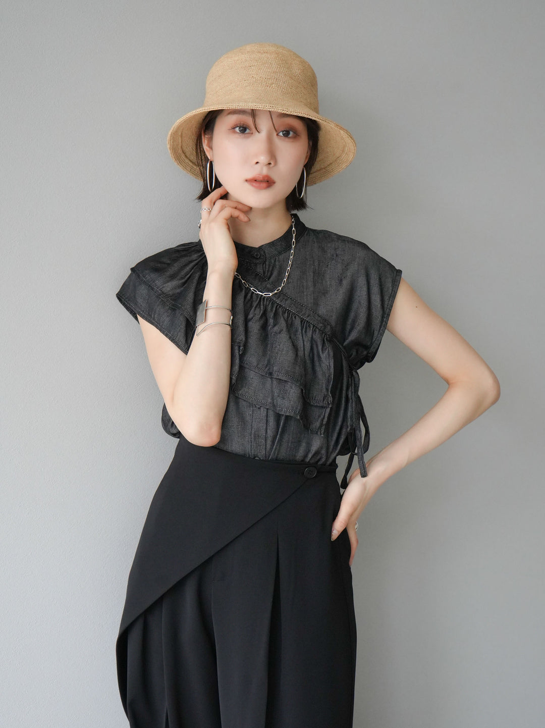 [Pre-order] Tencel denim blouse with sash/Black