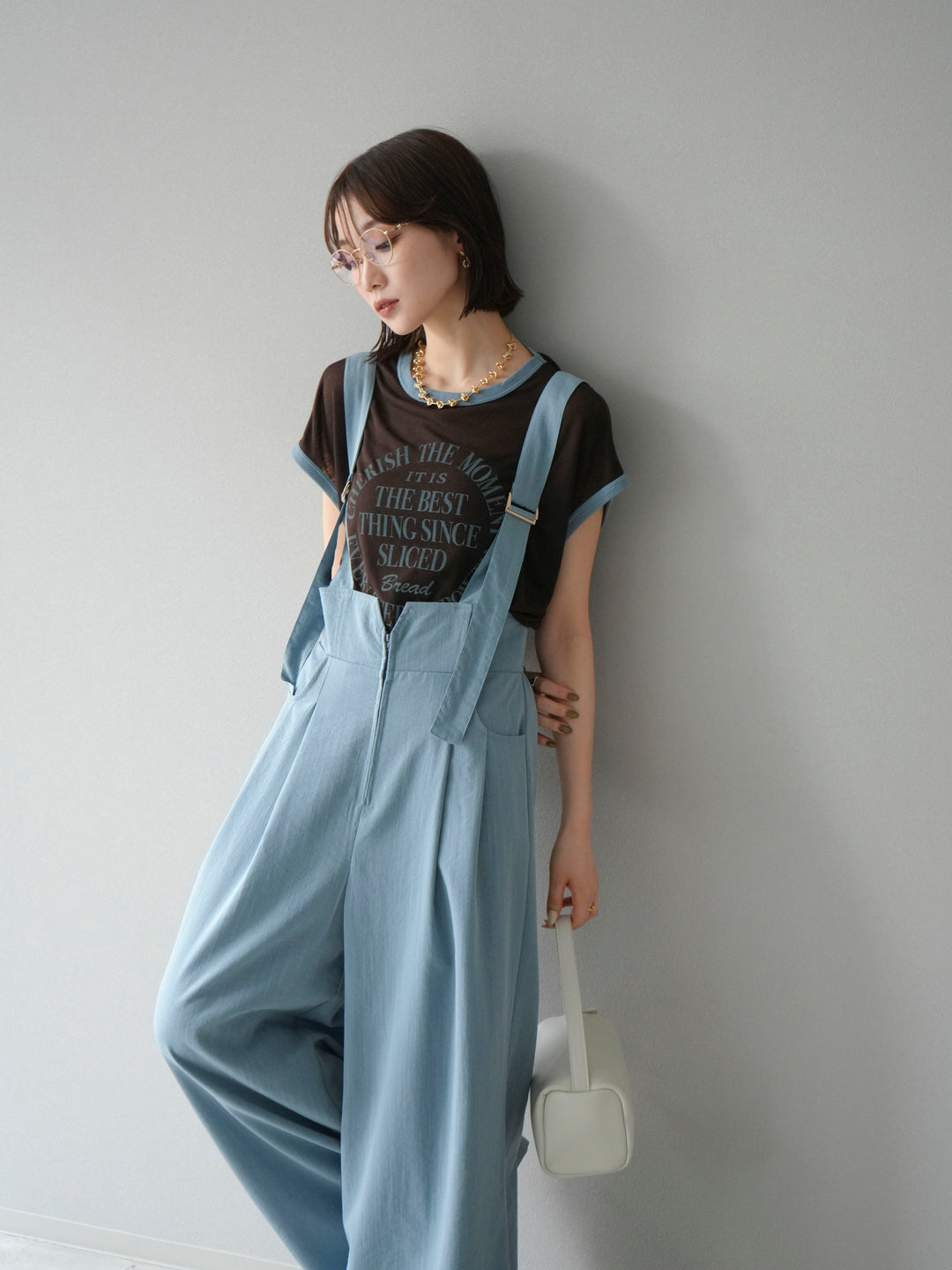 [SET]ストリングデザインハイウエストサロペット+シアーフライス ロゴプリントT (2set)