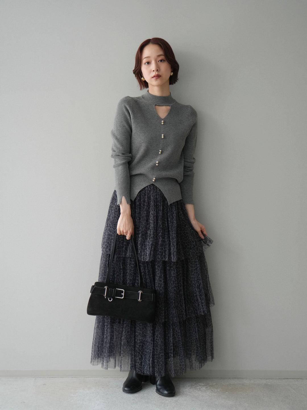 [予約]チョーカーデザインボタンリブニットトップス/gray