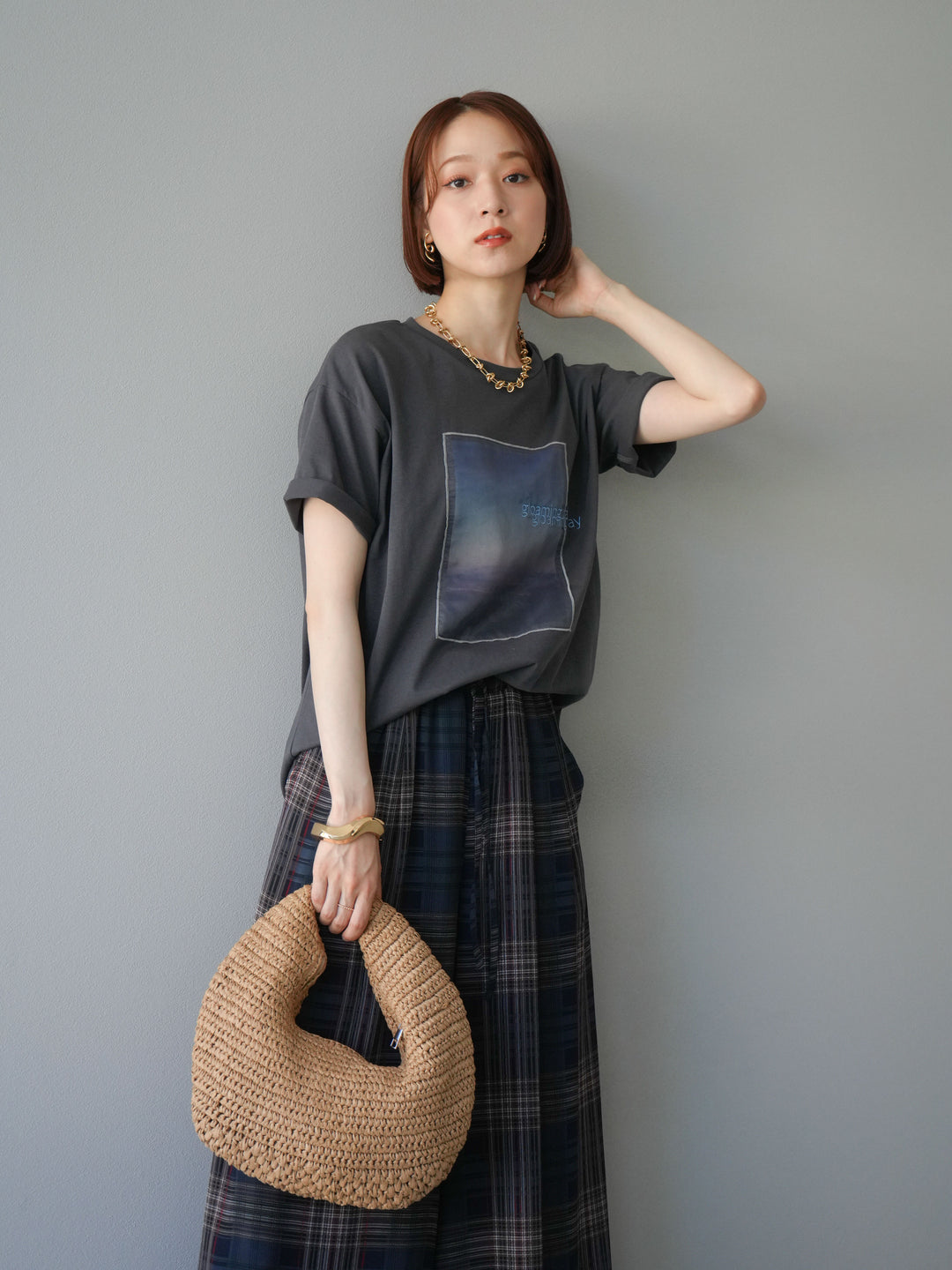 [SET] 薄紗層疊印花T卹 + 透視格紋寬鬆褲 (2件套)