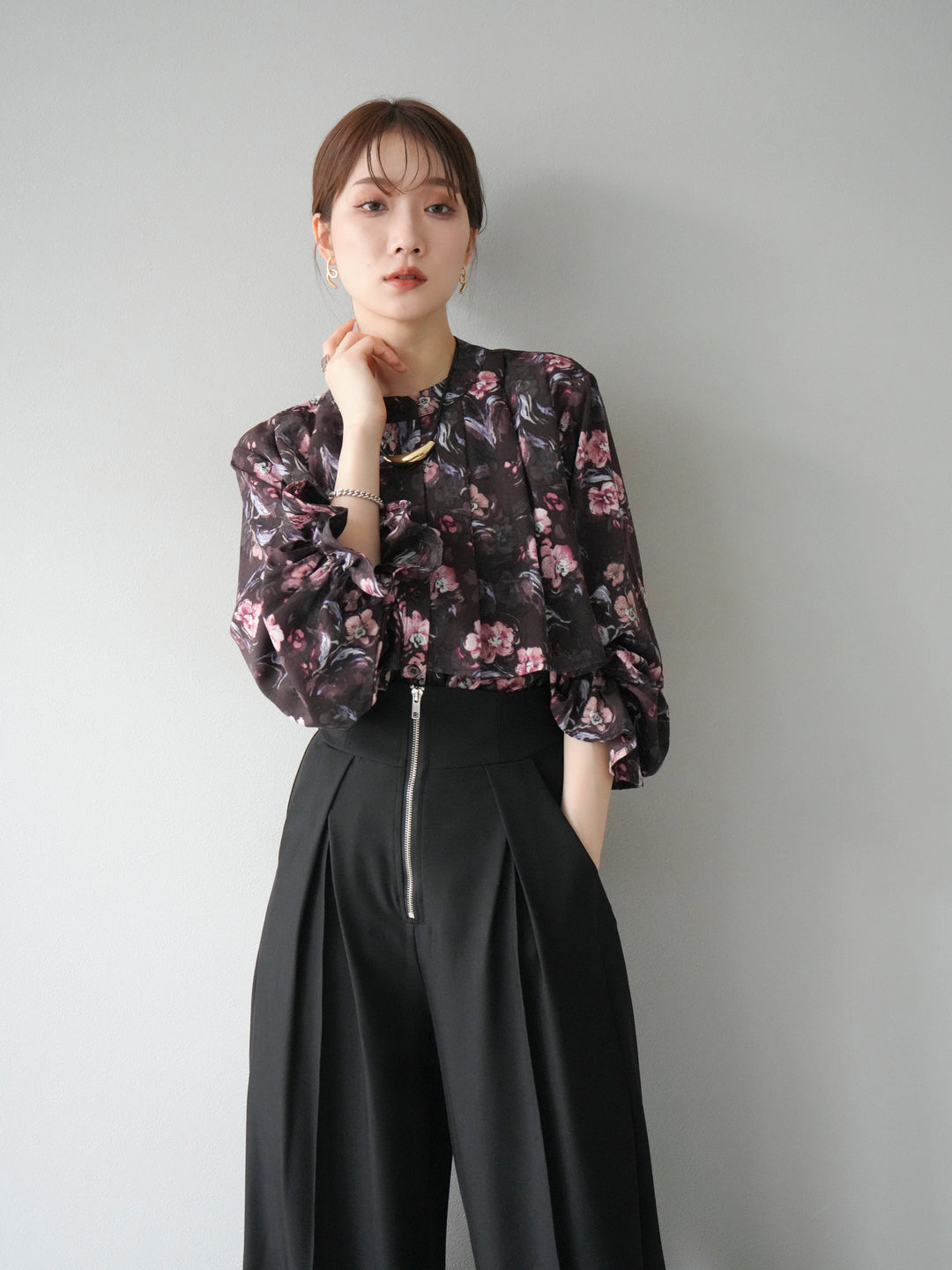 [予約]フラワーフリルブラウス/ブラウン