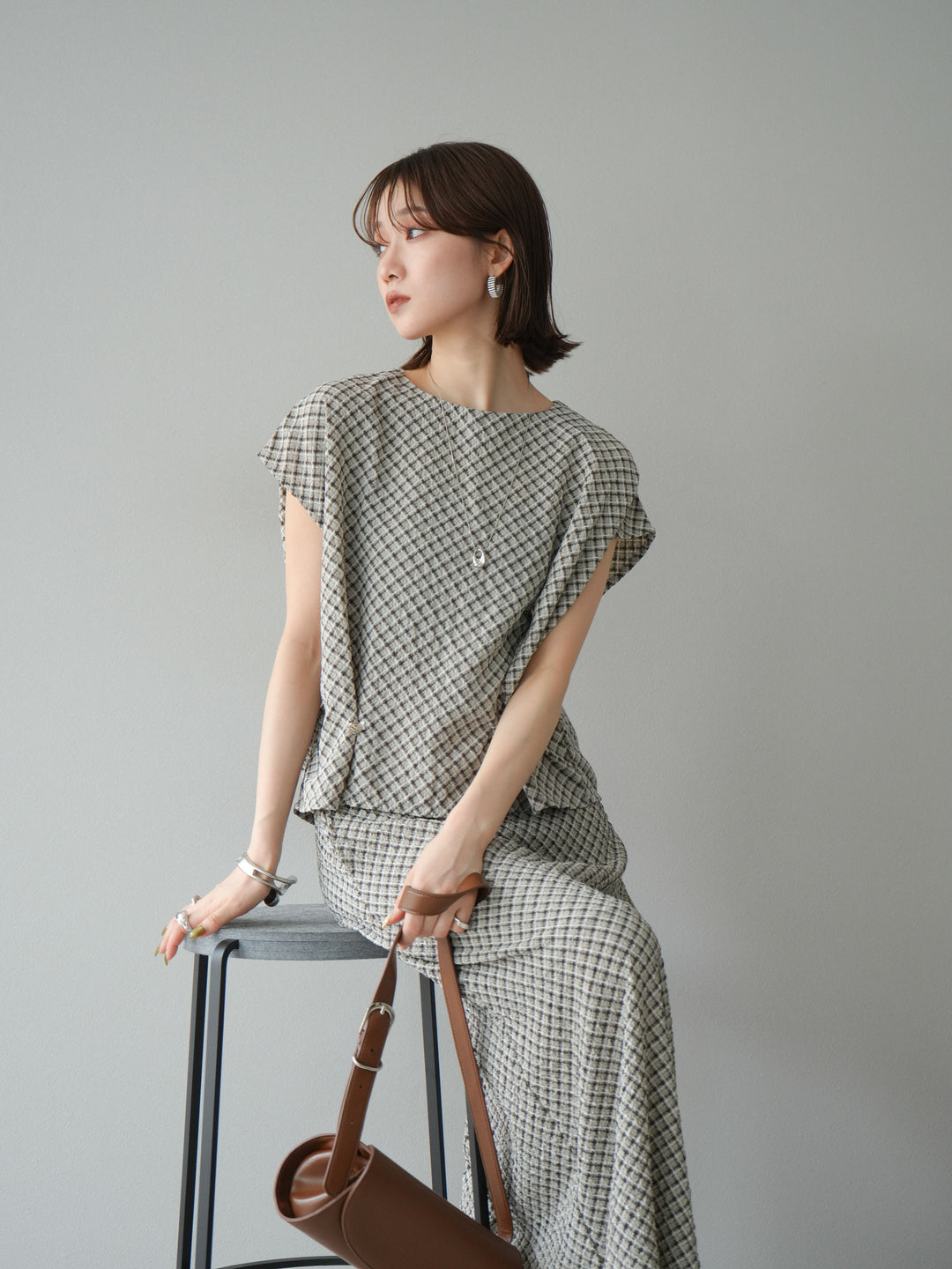 [予約]チェック柄タックデザインフレンチスリーブトップス/ブラウン