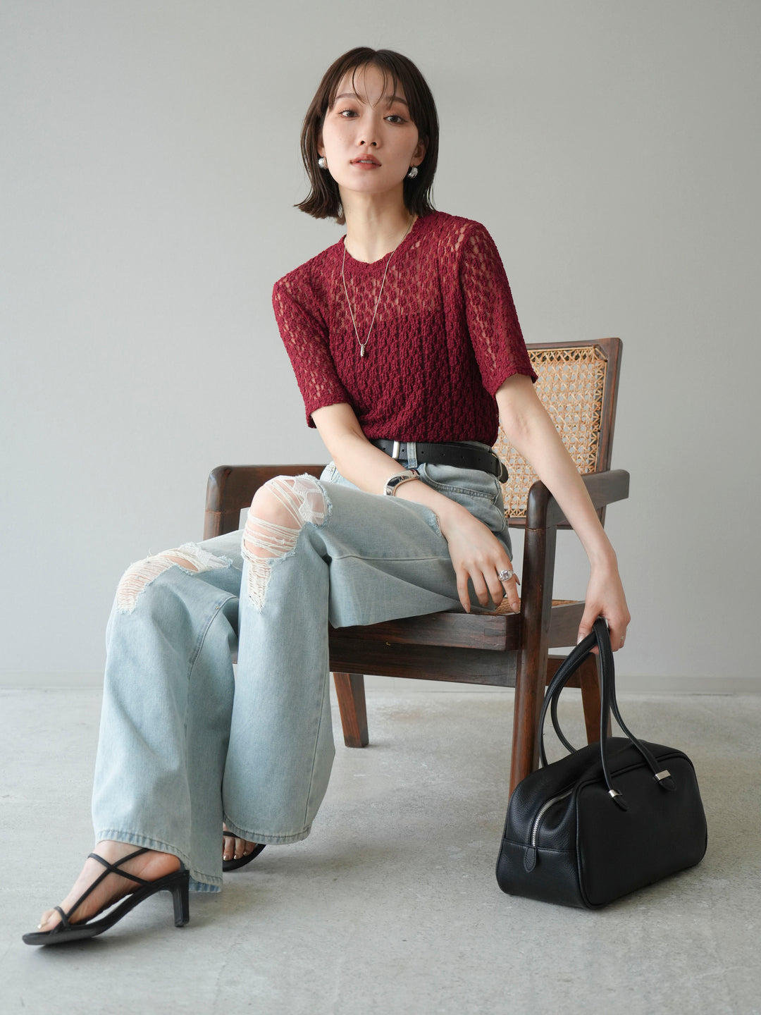 【預購】剪裁蕾絲T卹/波爾多紅