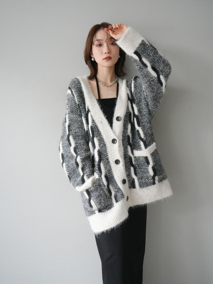 [予約]バイカラー編み込みデザインニットカーディガン/ホワイト